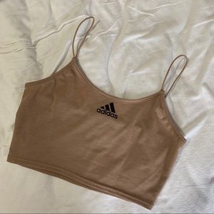 $5 NUDE ADIDAS CROP TOP 🤎🖤